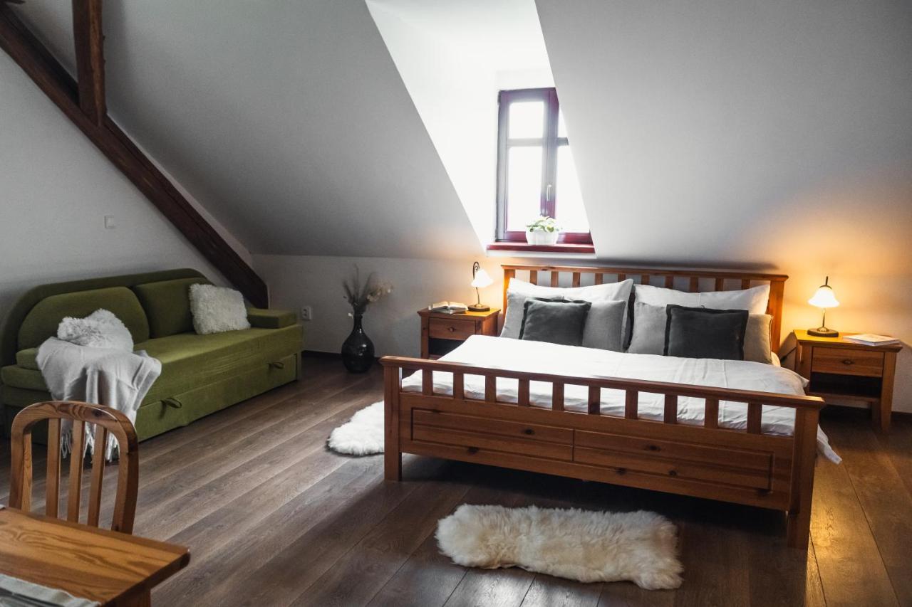 Penzion Apartmany Hetlin Cerniny エクステリア 写真